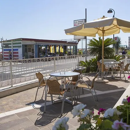 Gorini Hotel 3*